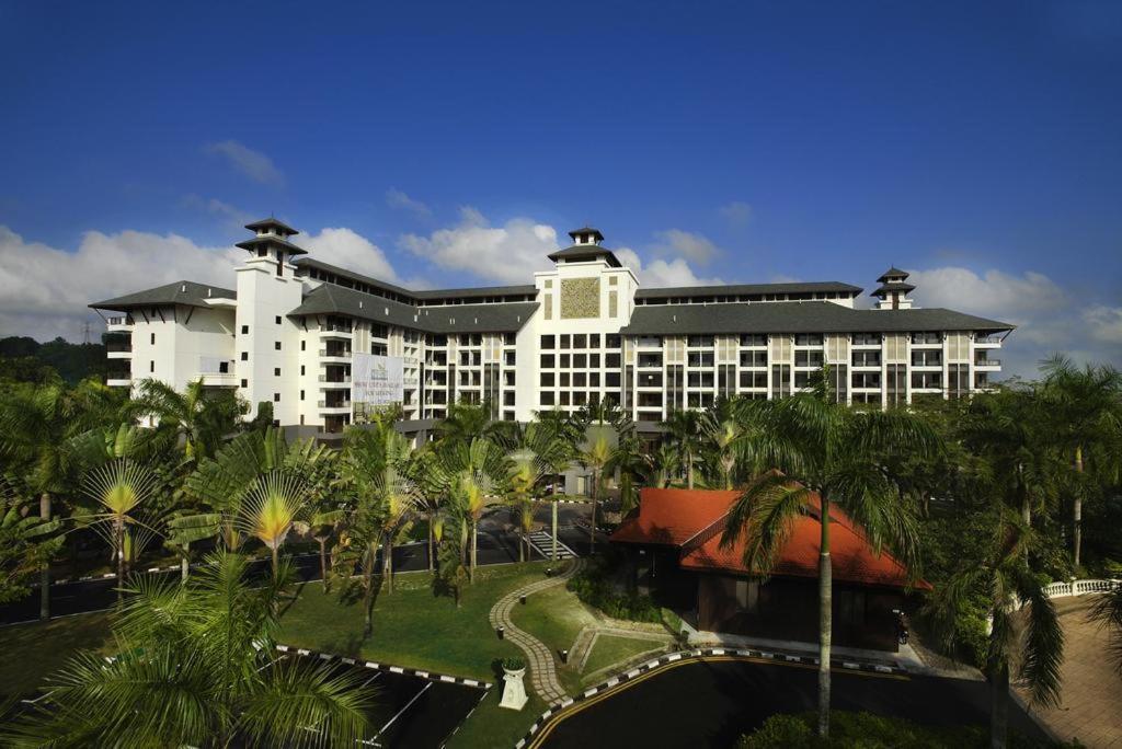 Classical Romantic Pulai Springs Hotel Skudai Exterior foto